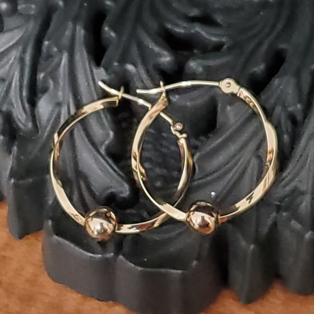 10K Yellow Gold Hoop Earrings - Picture 2 of 14